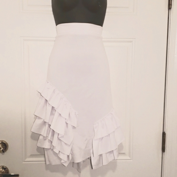 Touch Me skirt - Picture 1 of 6